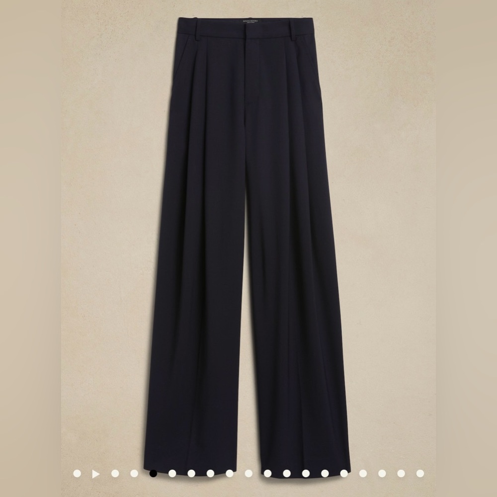Banana Republic Siena Wide-Leg Italian Wool Pant in Navy - Picture 2 of 2